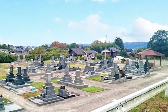 中能登町営 墓地公苑にのみや