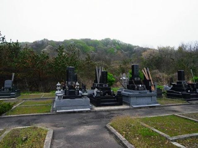 由利本荘市営 緑ヶ丘墓地