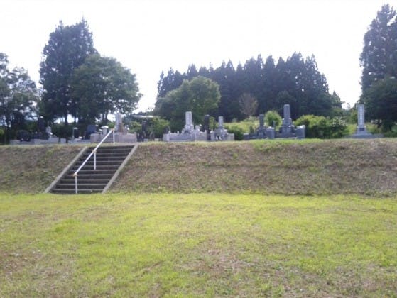 飯豊町営 椿墓地