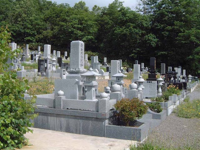雨竜町営 共同墓地