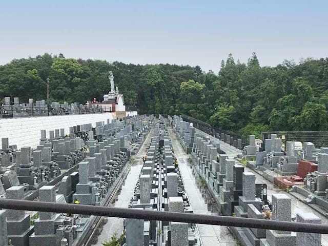 五月山公園墓地