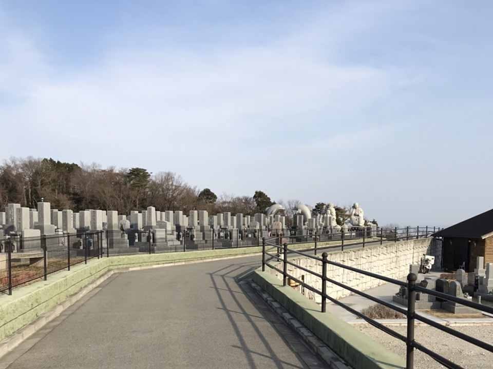 五月山公園墓地