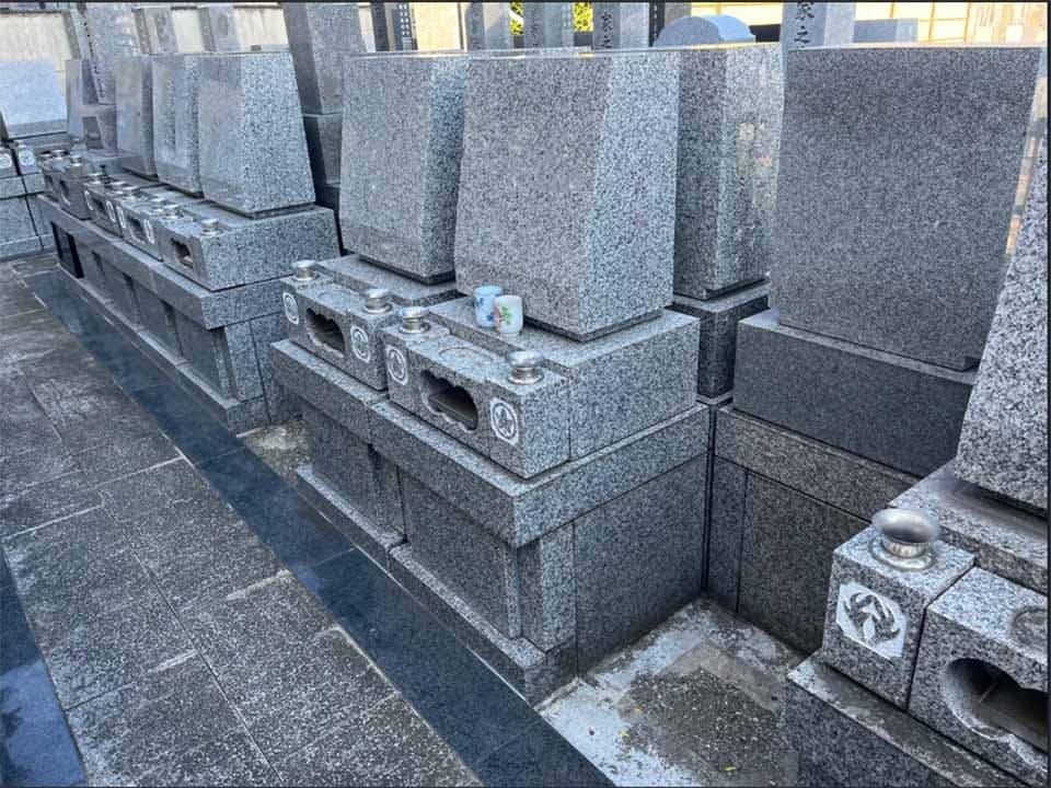 せせらぎ霊園の画像