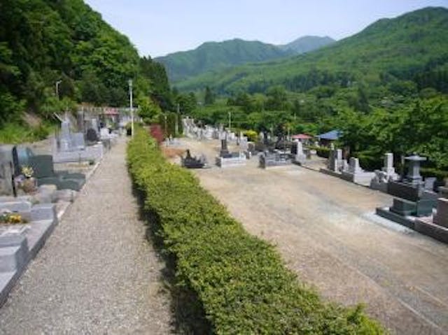 山寺霊園