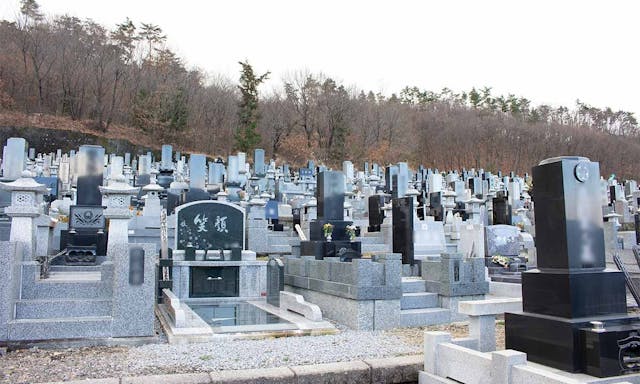 小牧山霊園