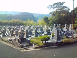 伊敷共同墓地