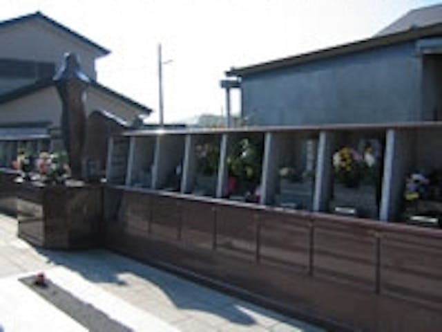 やすらぎ霊園おかのみや