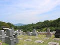 やすらぎ霊園 竹中墓地 芝生墓地です。高台からの眺めもいいです。
