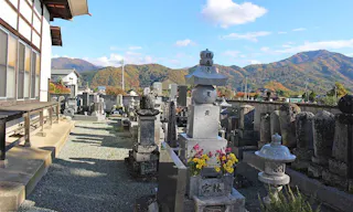 栄昌寺墓地