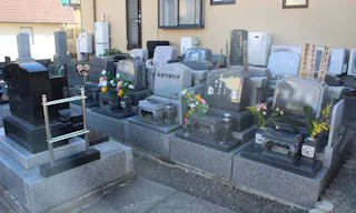 来福院墓地