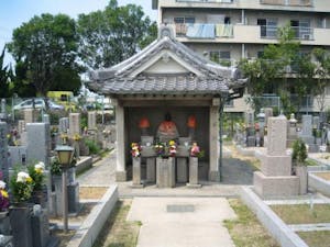 田井城墓地の画像