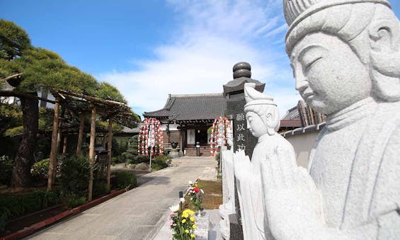 本高山 城立寺 (椿墓苑)