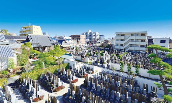 本高山 城立寺 （椿墓苑）