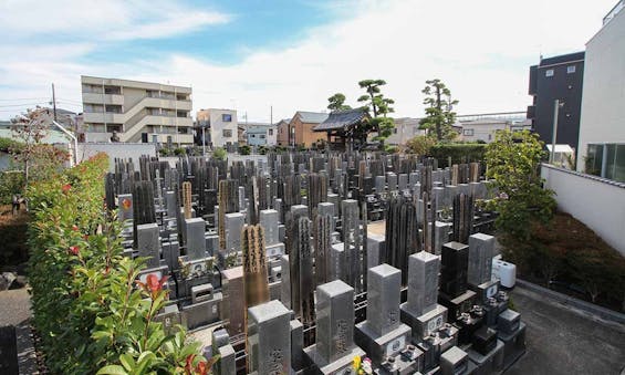 本高山 城立寺 (椿墓苑)