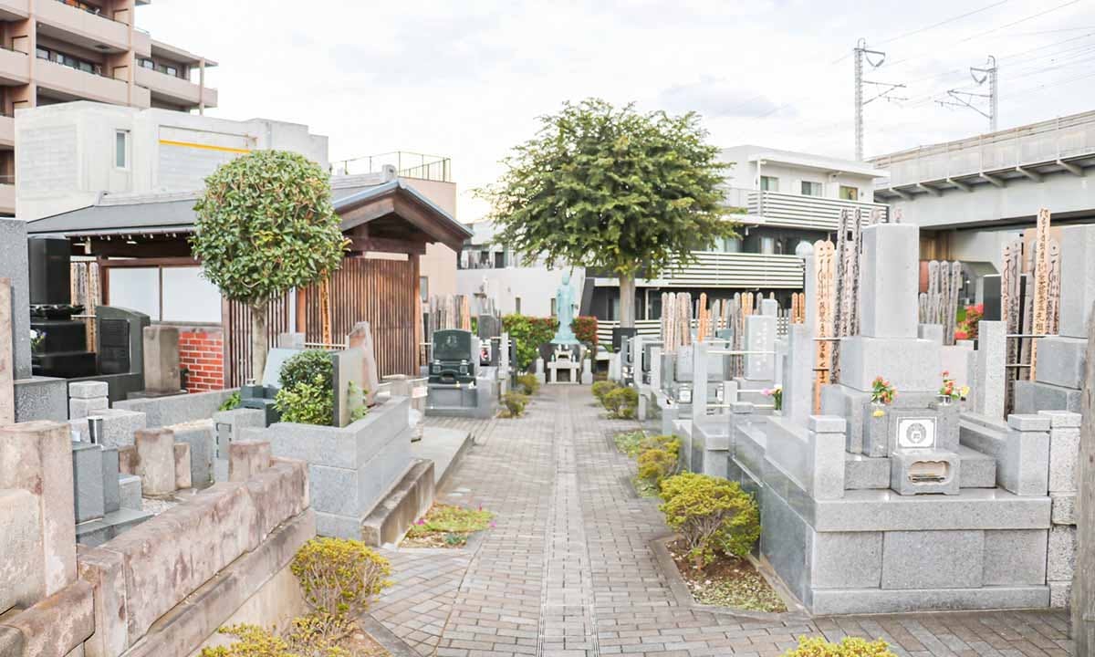 海岳山 長遠寺 〔旧薬師堂墓地〕