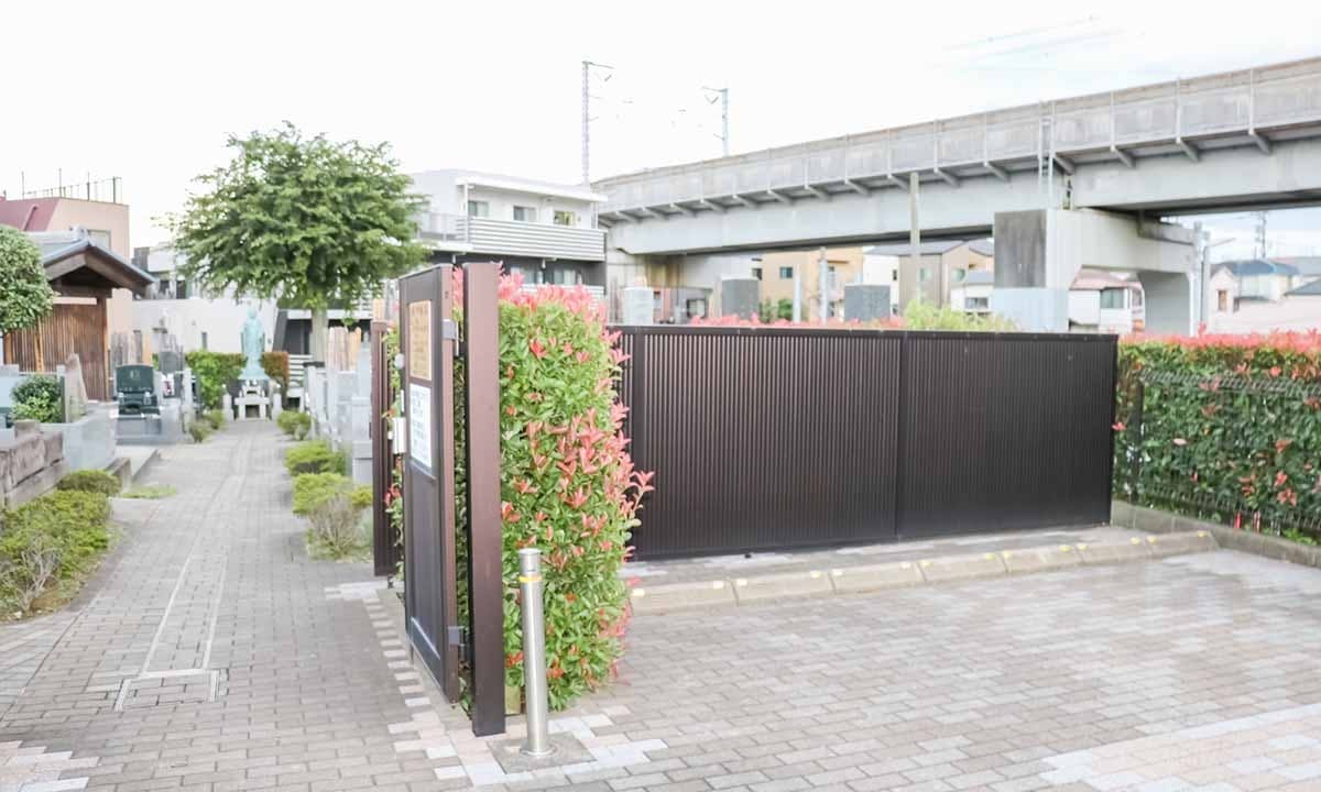 海岳山 長遠寺 〔旧薬師堂墓地〕