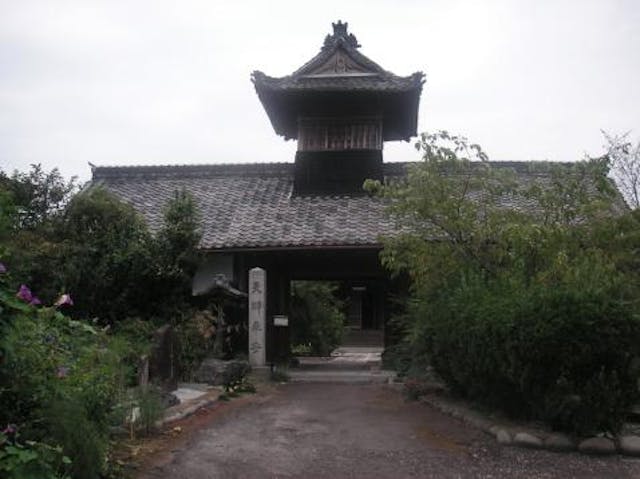 倶会一処園墓地