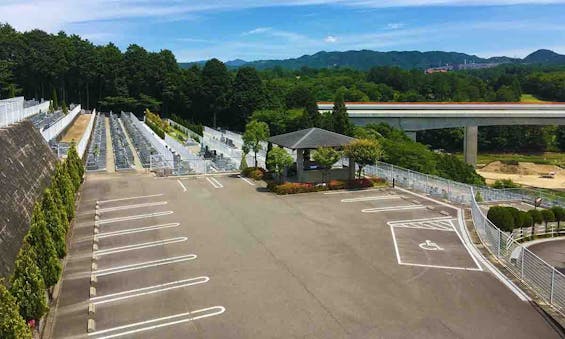 仏心霊園 一般墓・樹木葬