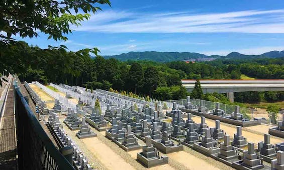 仏心霊園 一般墓・樹木葬