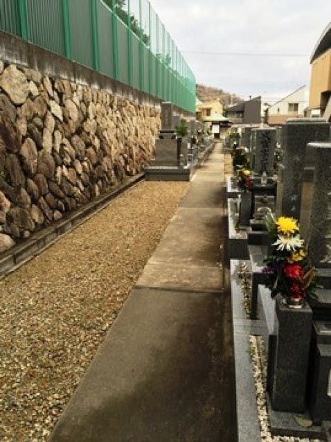 光明寺境内墓地