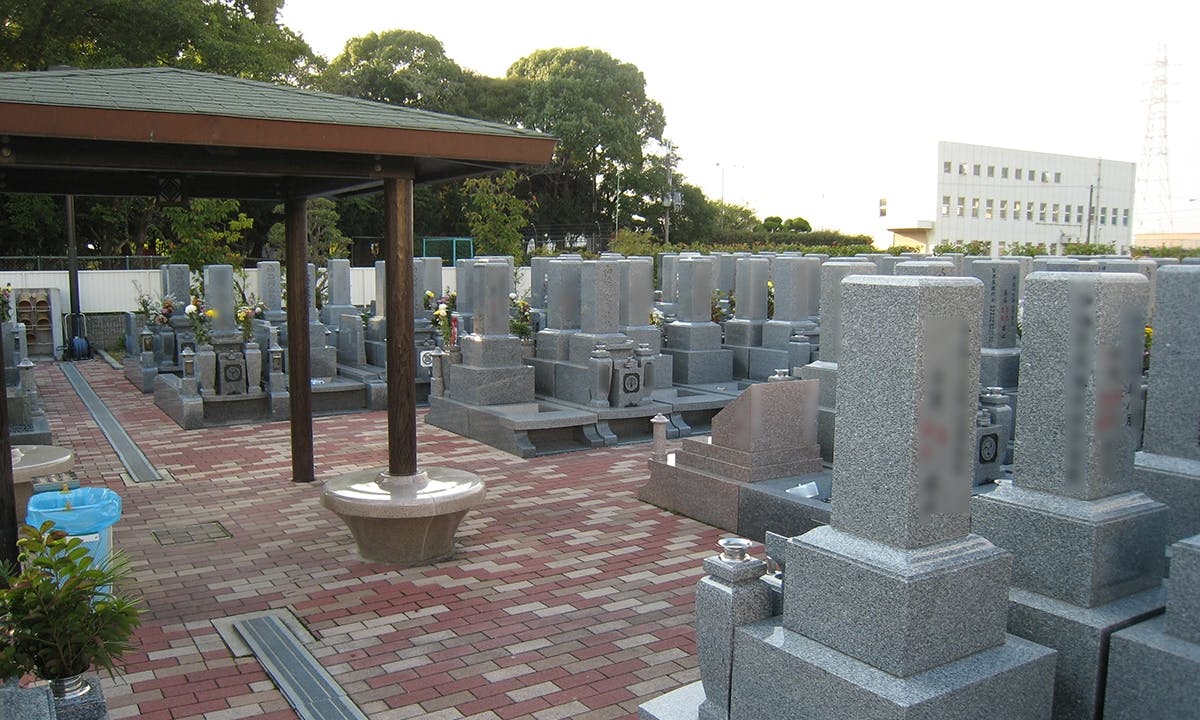 伊丹東霊園 一般墓・樹木葬・永代供養墓