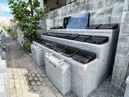 伊丹東霊園 一般墓・樹木葬・永代供養墓