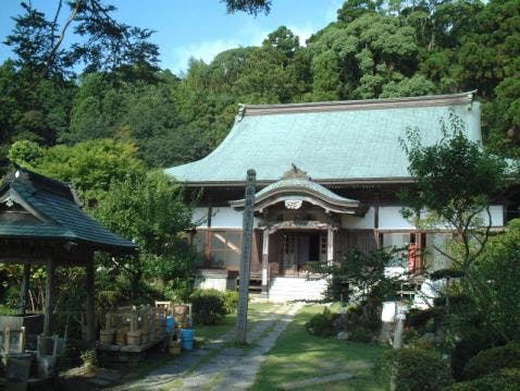 東漸寺墓苑