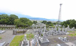 東温市営 志津川墓園