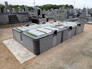 旭ヶ丘霊園 樹木葬「神樹の丘」
