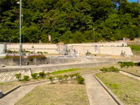 加茂こびら墓苑