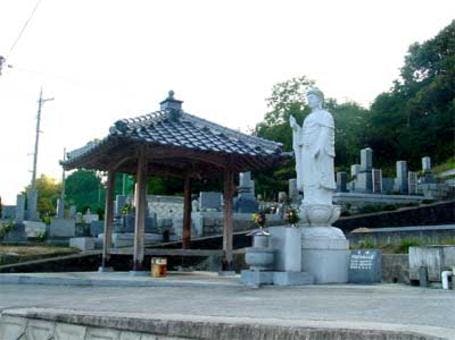 加茂こびら墓苑