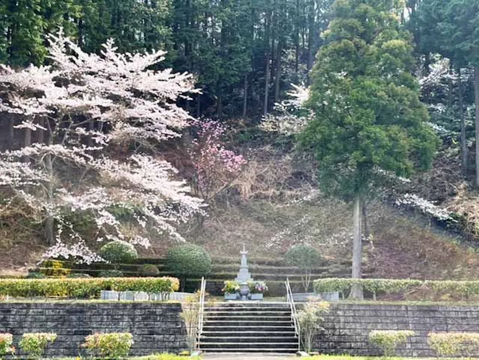 松山メモリアルパーク(東温市)の霊園・墓地