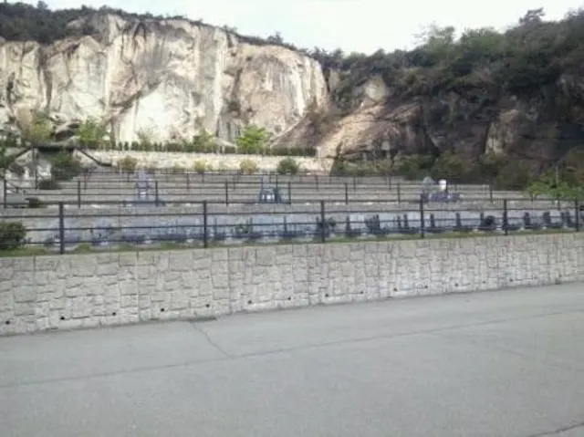 メモリアルパーク竜山