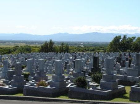 石狩霊園永代使用権 石狩霊園(北海道石狩市)の概要・価格・アクセス｜北海道の霊園.com｜