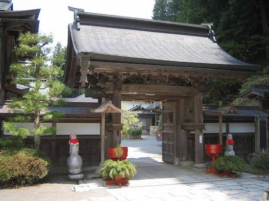 高野山 奥の院 永代供養墓「佛舎利宝塔」