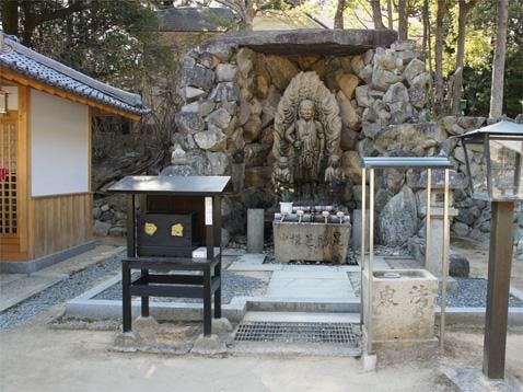 川西市の霊園・墓地 23件／費用相場・口コミ情報 - いいお墓【霊園掲載数No.1】