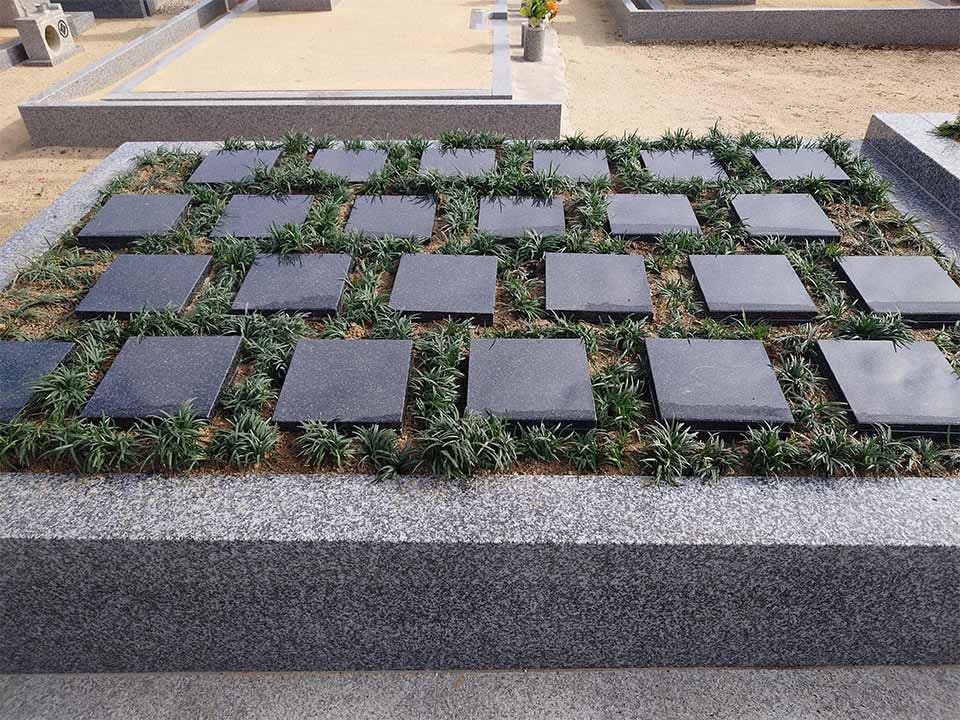 交野瑞専寺霊苑