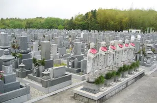 日岡公園墓地