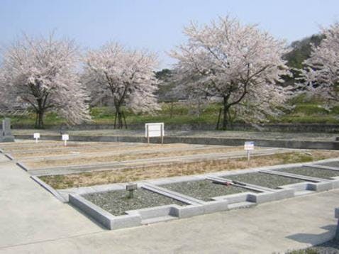 大川瀬霊園
