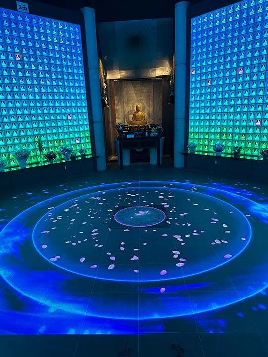 新宿琉璃殿（東京牛込琉璃殿） プロジェクションマッピングによる演出