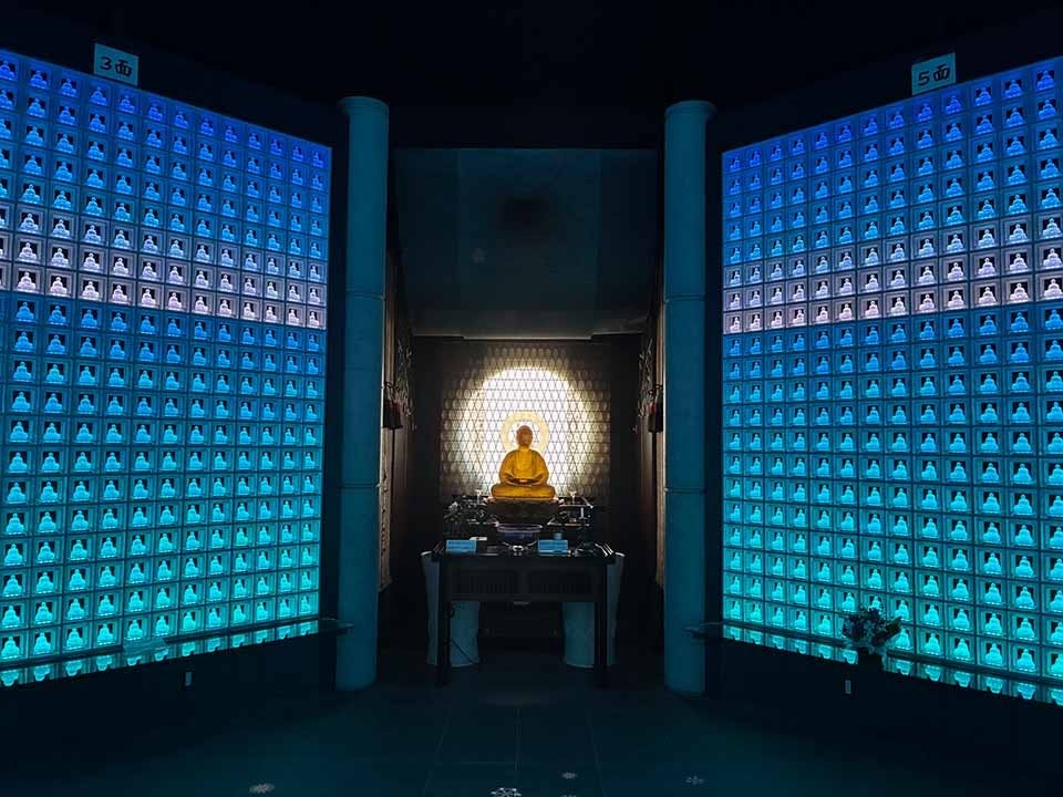 新宿琉璃殿(東京牛込琉璃殿)