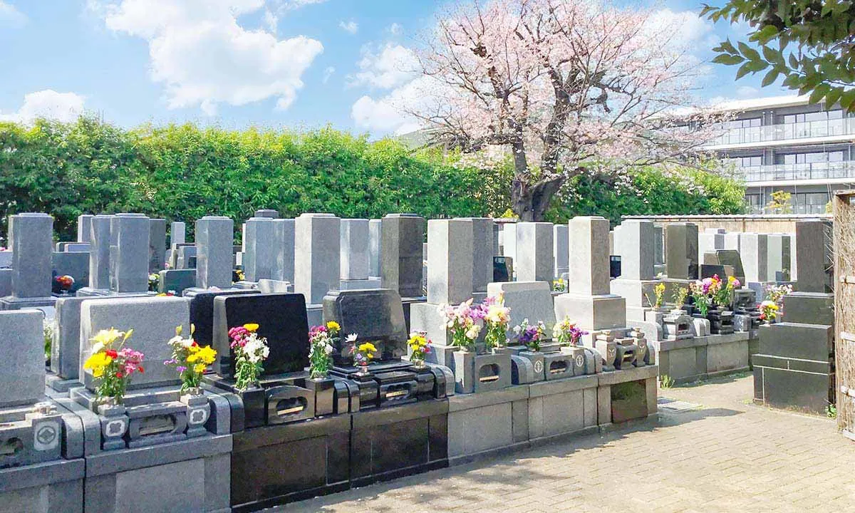 せたがや桜上水墓苑 墓域