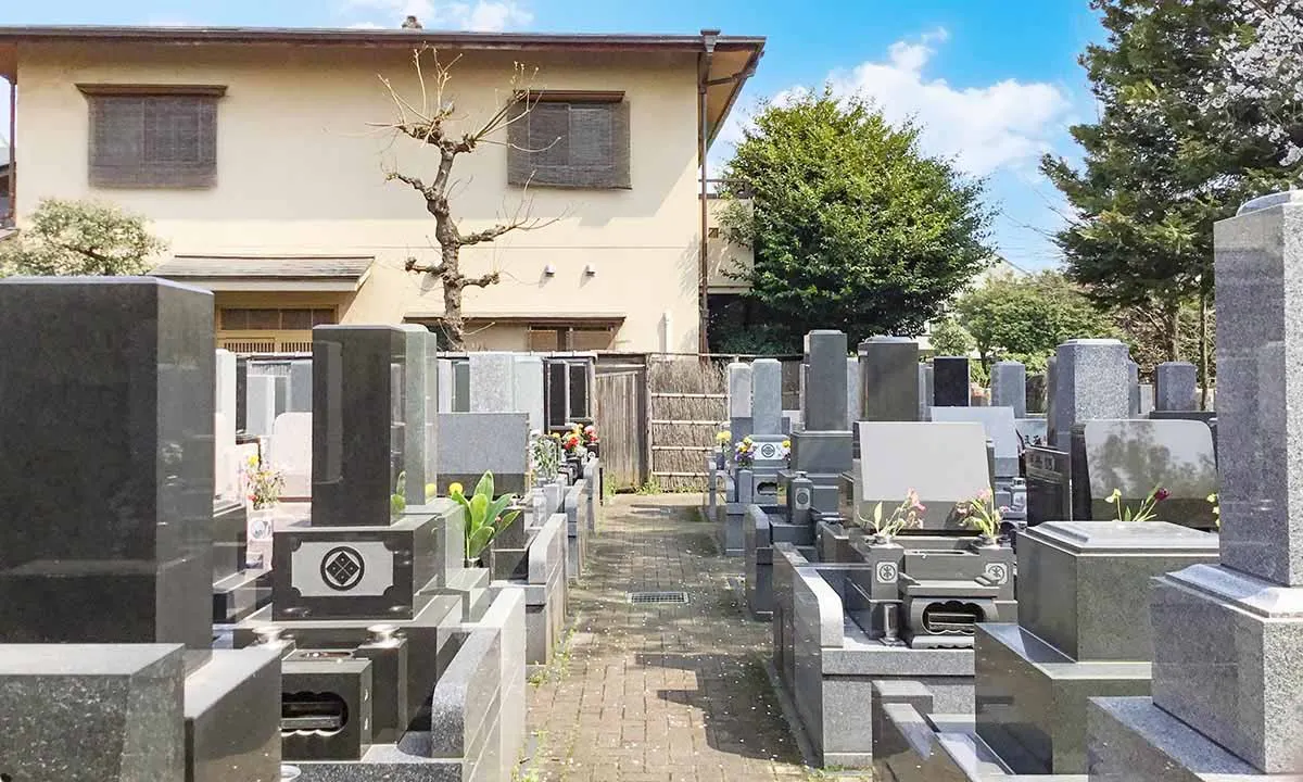 せたがや桜上水墓苑 墓域