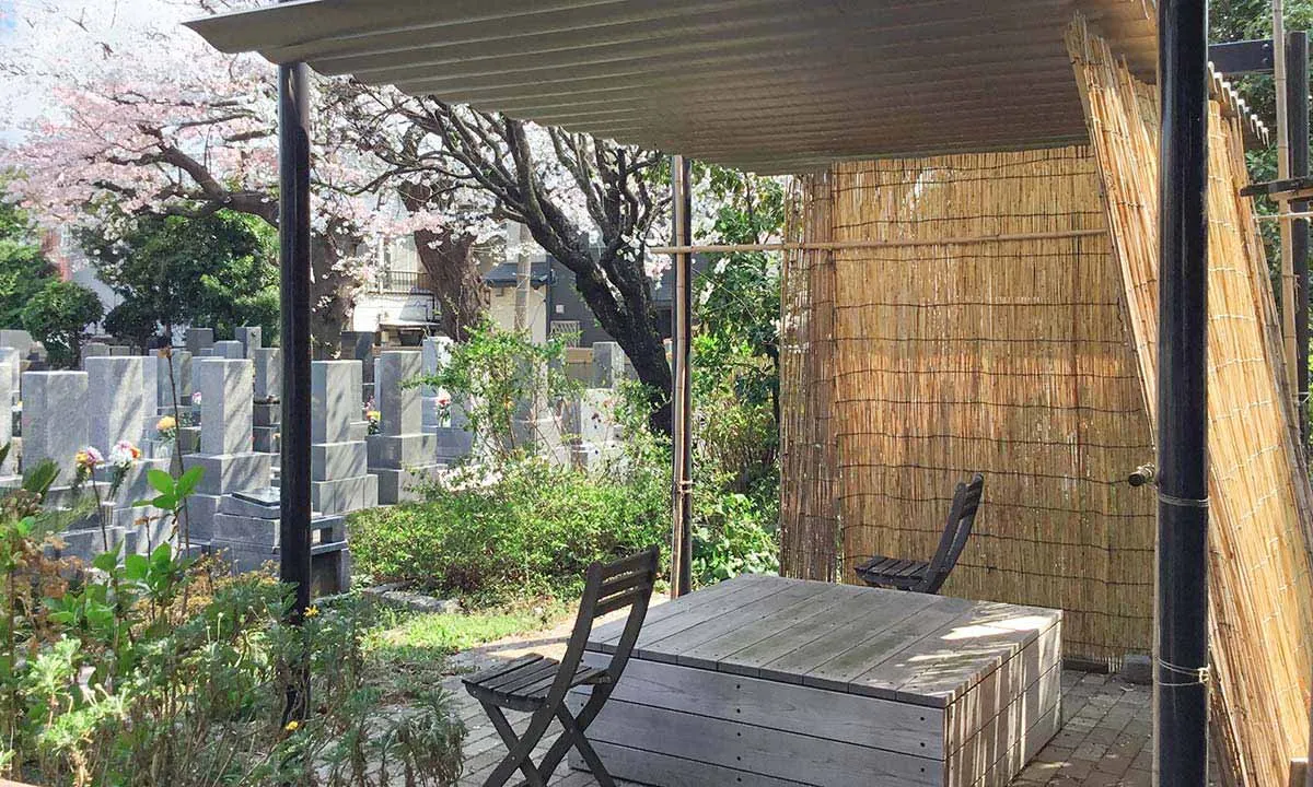 せたがや桜上水墓苑 墓域