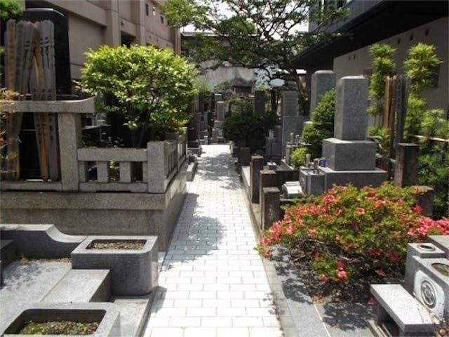 龍澤寺（元麻布墓苑）