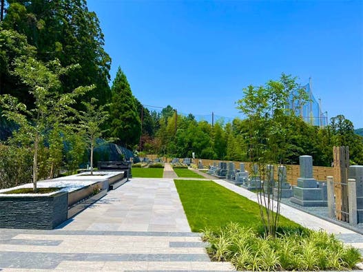 霊源皇寺墓苑 樹木葬