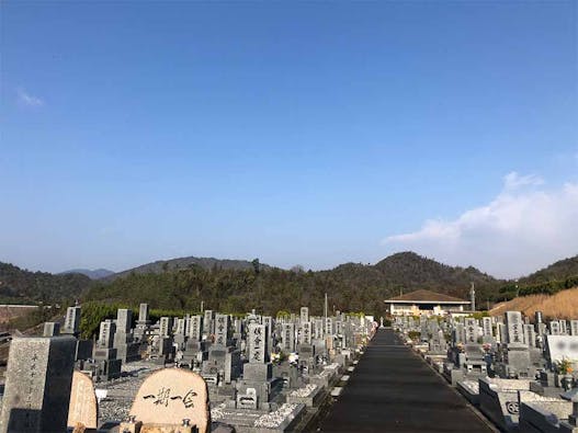 森の国墓苑 ※逢の杜ペット霊園併設