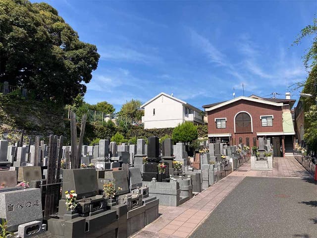 れんげ山霊園