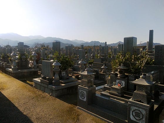 西条市営 国安松之上墓地 墓地風景