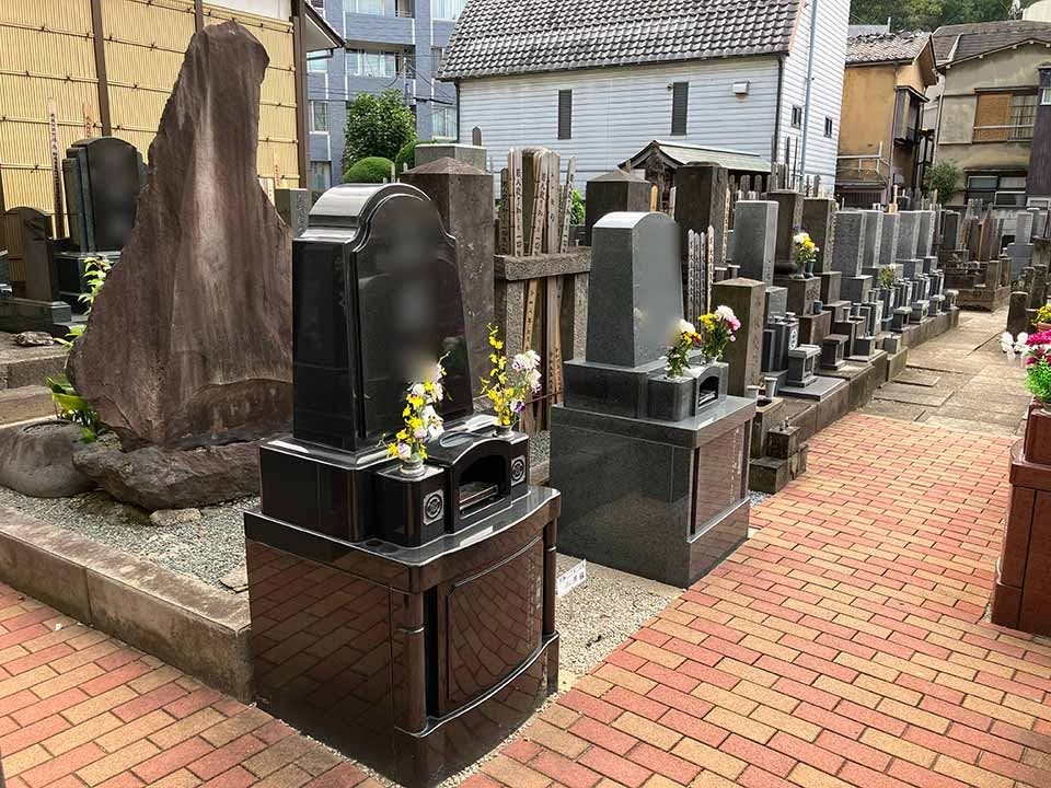 外苑こもれびの杜 樹木葬・永代供養墓